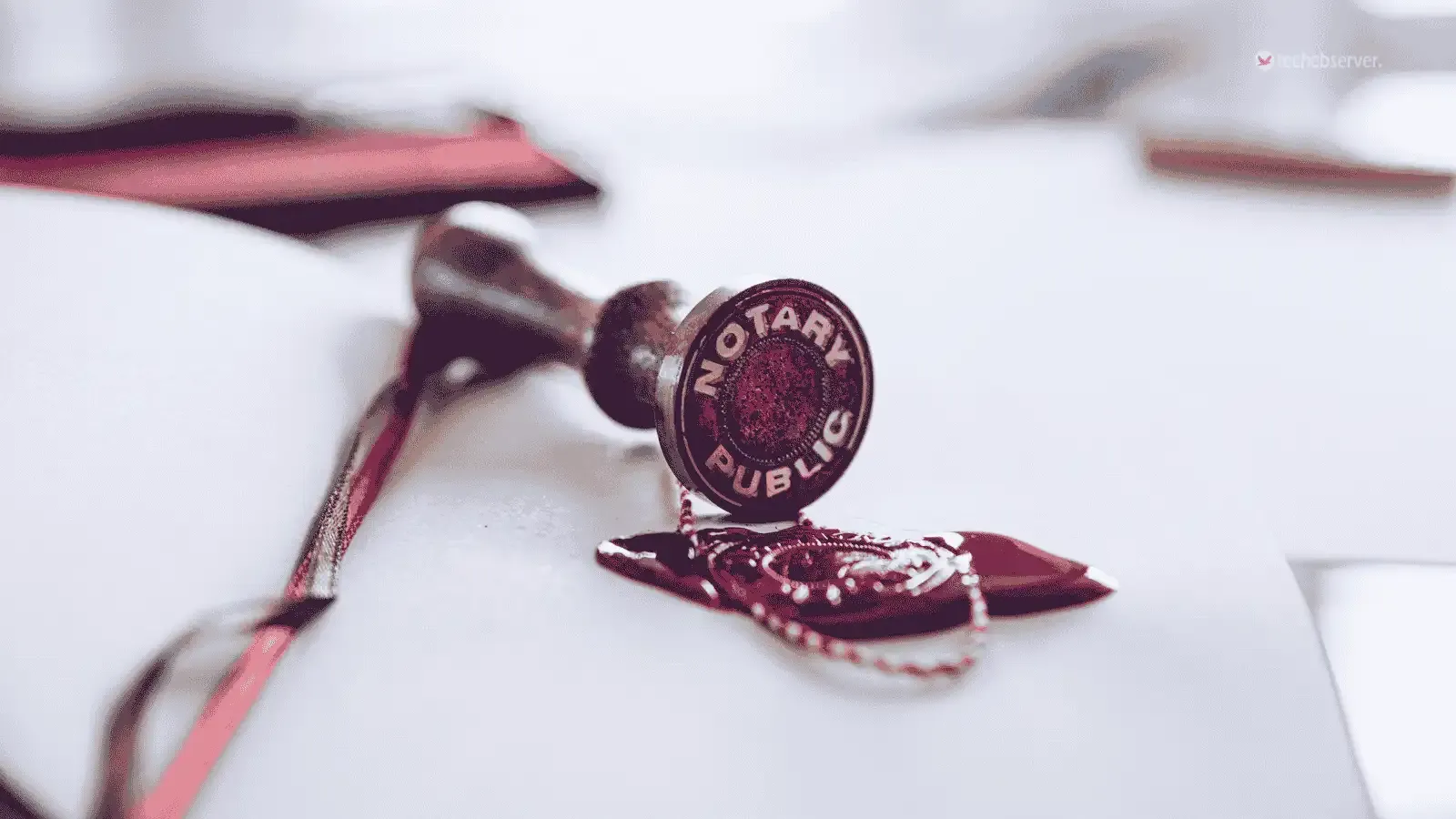 Simplify Last-Minute Signing Arrangements With Mobile Notary Services When Available